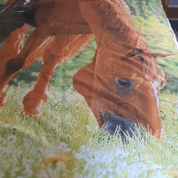 Cotton Duvet cover with horse and foal print NWOT - Picture 2 of 4